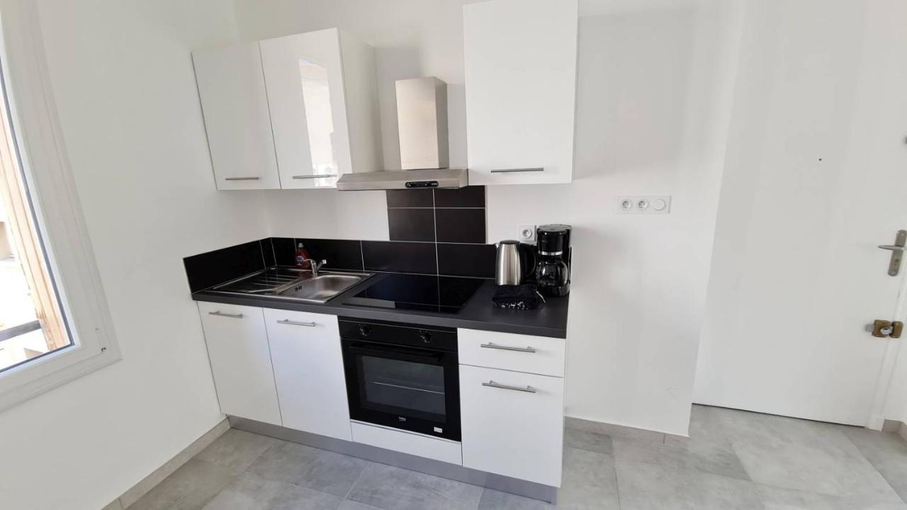 Maxbnb - T2 Balcon 50M2 - Climatise - Ouest - Тулон Екстер'єр фото