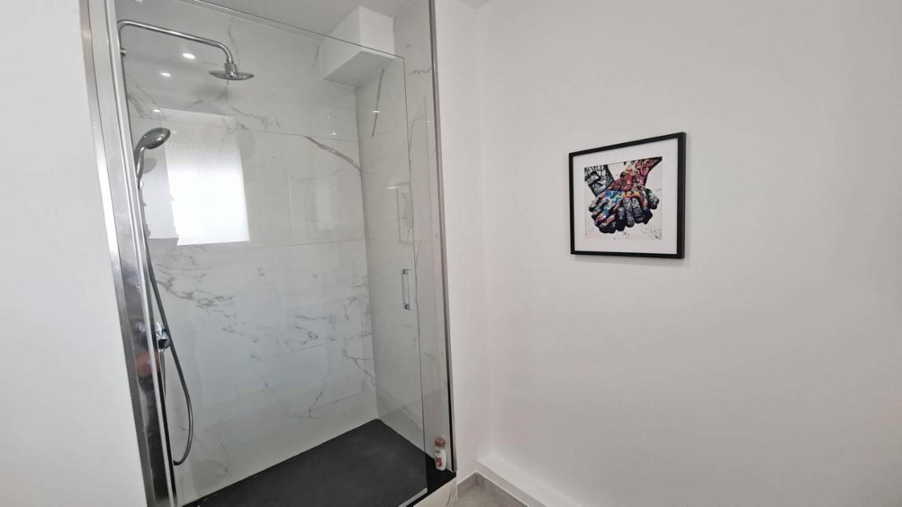 Maxbnb - T2 Balcon 50M2 - Climatise - Ouest - Тулон Екстер'єр фото